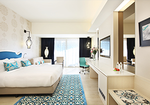 300px x 210px_Village Hotel Katong_Club Room_Day_high