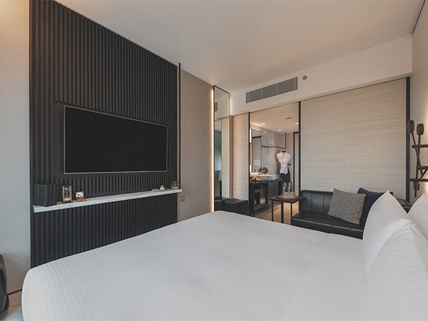 600px x 450px__The Outpost Hotel_Deluxe Room 1_Hi Res