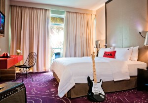 Hard Rock Hotel Pattaya-Website-300X210-Pool